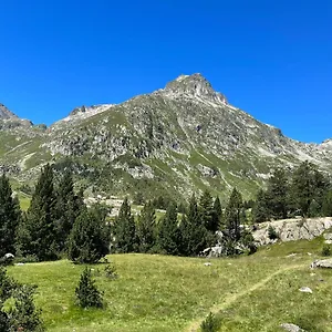 T2 Bis, Idéalement Situé En Centre-ville, Au Calme, Tout Confort Cauterets